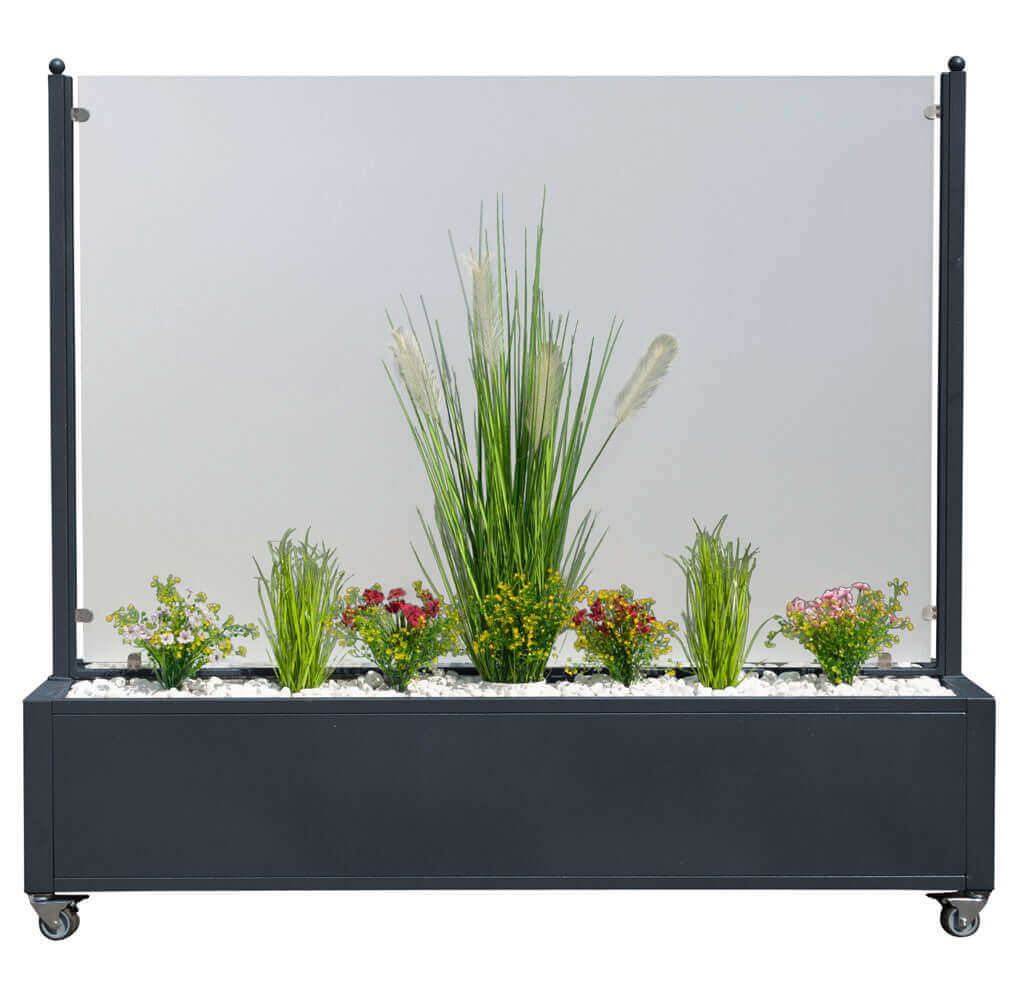 Mobiler Windschutz mit Pflanzkasten - wetterfest & rollbar - Sicherheitsglas in 150 cm & 200 cm