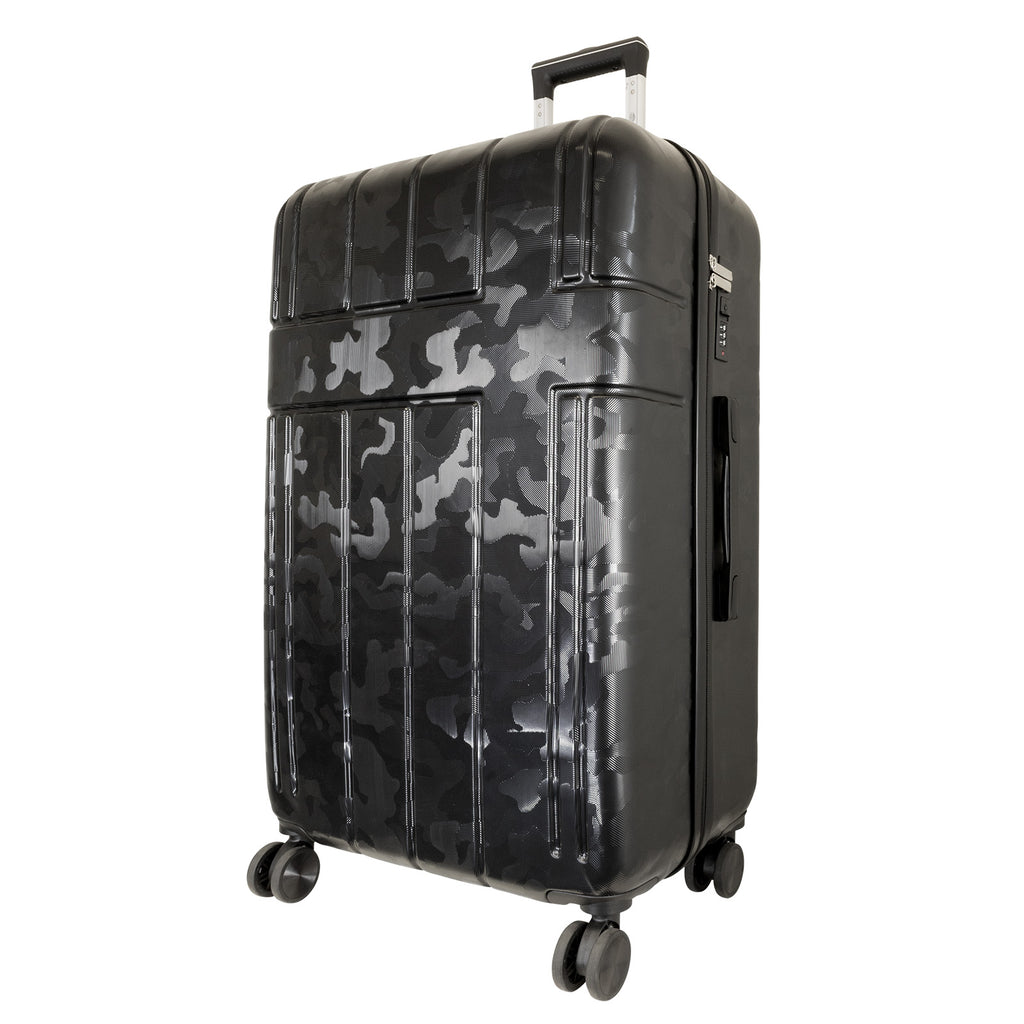 Großer ABS Reisekoffer in Schwarz mit Camo-Muster, ausgestattet mit 4 Doppelrädern und sicherem Zahlenschloss.